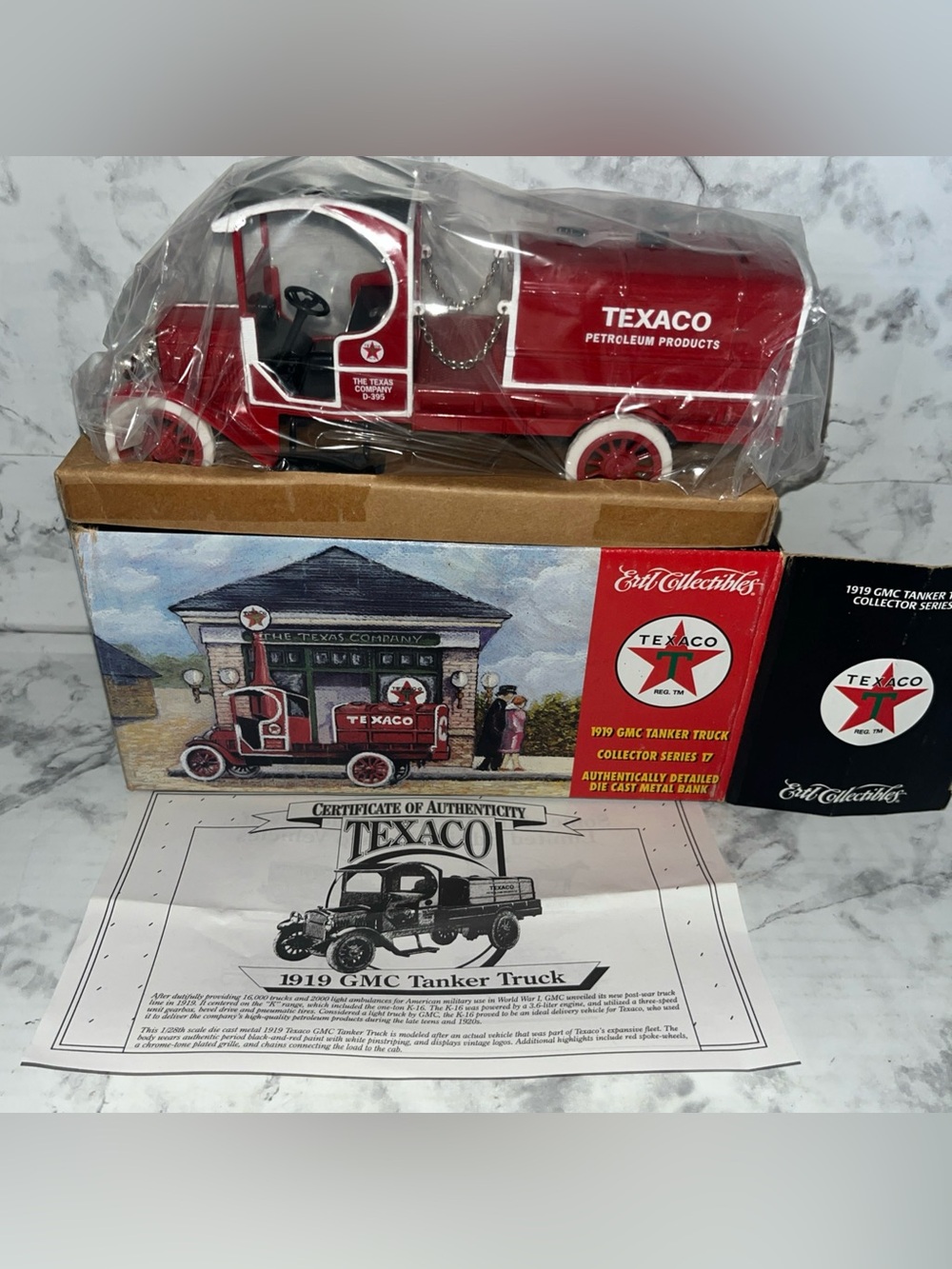 ERTL 19542V Texaco 1919 GMC Tanker Truck Diecast Metal Bank Series 17 NIB Red